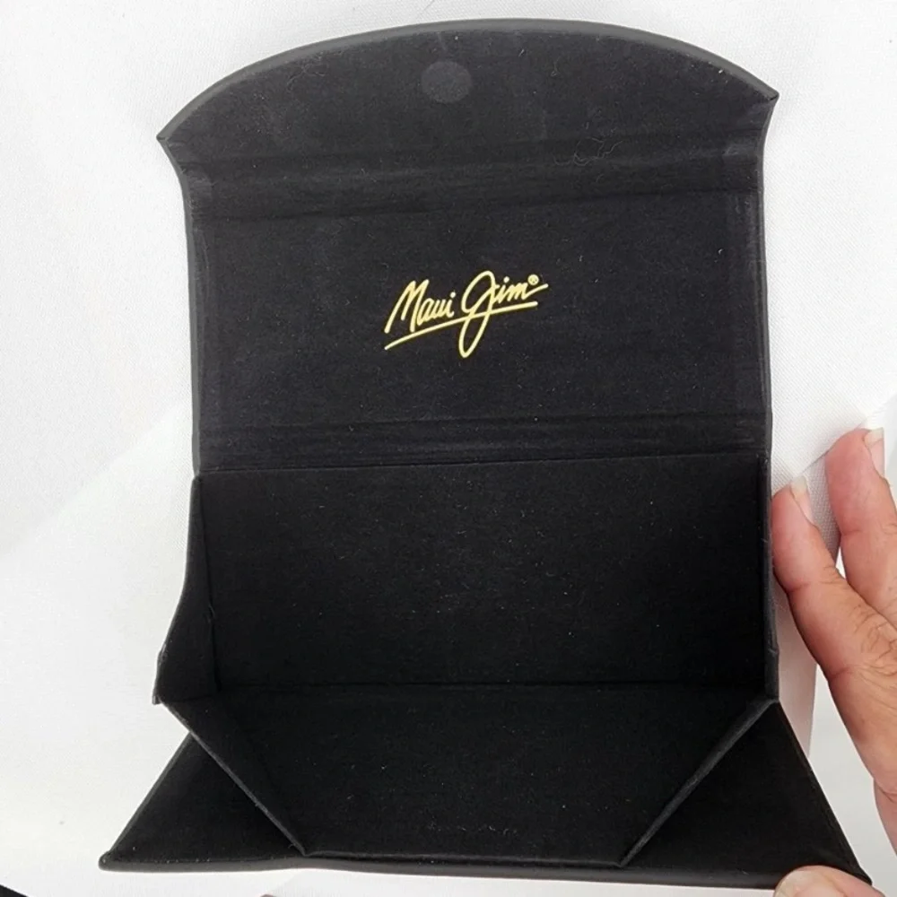 MAUI JIM Triangle Faux Leather Eyeglass Sunglasses Case Black Magnetic